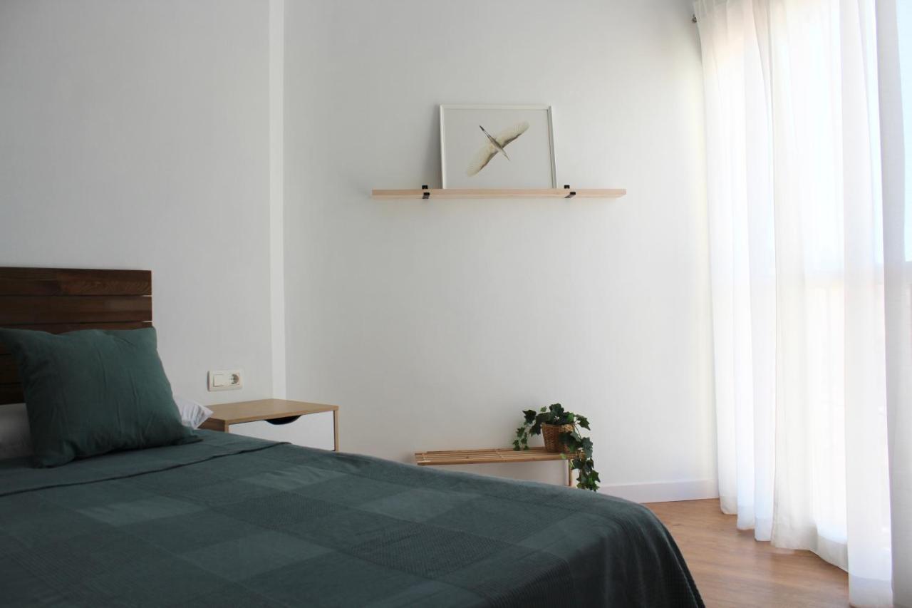 Beautiful Brand New 2 Bedroom Flat With Terrace Malaga Exterior photo